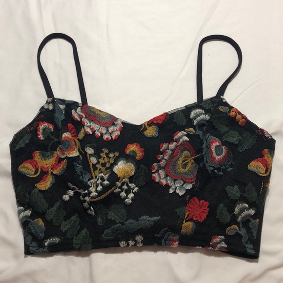 Primark Tops - Primark Floral Crop Top
